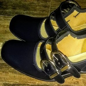 Vintage HiBrows Blue Patten Leather Mary Janes